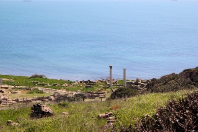 At Tharros is the ruins of an ancient Phoenician settlement. 