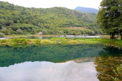The very still lake of Lohovo. 